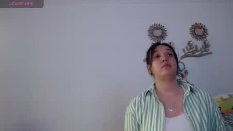 Snapshot of olivia_col chatting on 3, 6, 2026 Olivia Gonzales online show from 3, 6, 2026