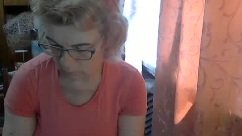 Snapshot of olivia_mia25 chatting on 21, 5, 2026 Olivia Mia online show from 21, 5, 2026