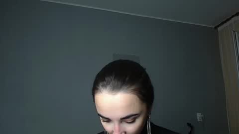 Snapshot of olivia_oliv chatting on 31, 5, 2026 Olivia online show from 31, 5, 2026