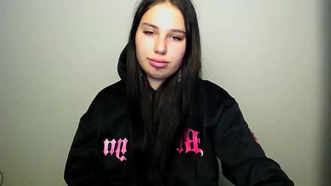 Olivia online show from 7, 10, 2025