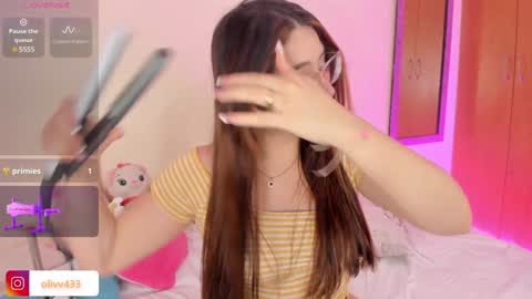 Snapshot of olivia_s19 chatting on 2, 12, 2024 olivia_s19 online show from 2, 12, 2024