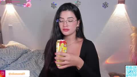 Snapshot of olivia_wiston chatting on 24, 12, 2024 Olivia 40 off online show from 24, 12, 2024