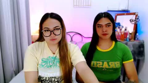 Snapshot of olivia_xxo chatting on 7, 7, 2026 olivia_xxo online show from 7, 7, 2026