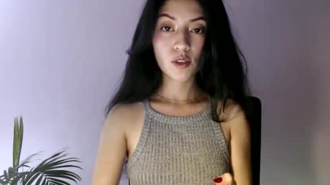 oliviaaa__ online show from 11, 2, 2026