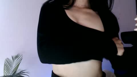 oliviaaa__ online show from 4, 3, 2026