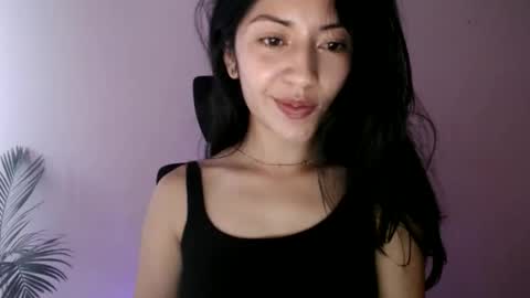 Snapshot of oliviaaa__ chatting on 22, 5, 2026 oliviaaa__ online show from 22, 5, 2026