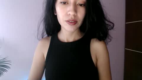 Snapshot of oliviaaa__ chatting on 26, 5, 2026 oliviaaa__ online show from 26, 5, 2026