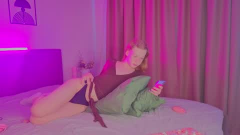 oliviaapink online show from 2, 6, 2026