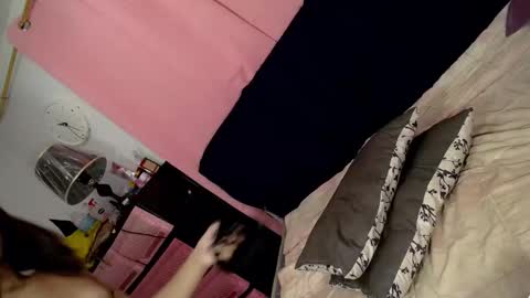 OLIVIA online show from 5, 12, 2025