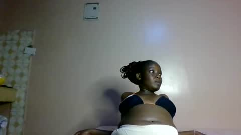 oliviah_1 online show from 13, 10, 2025