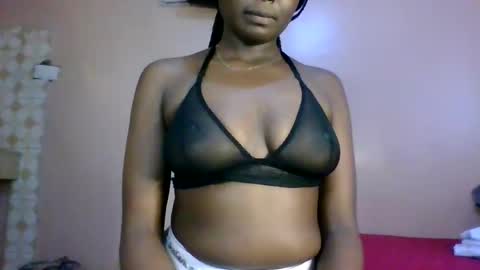 oliviah_1 online show from 22, 10, 2025