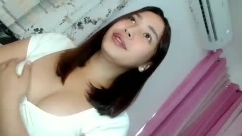 Snapshot of oliviahutton chatting on 16, 6, 2026 oliviahutton online show from 16, 6, 2026