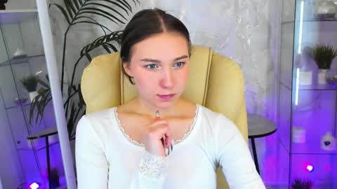 Snapshot of olivialangs chatting on 26, 3, 2026 olivialangs online show from 26, 3, 2026