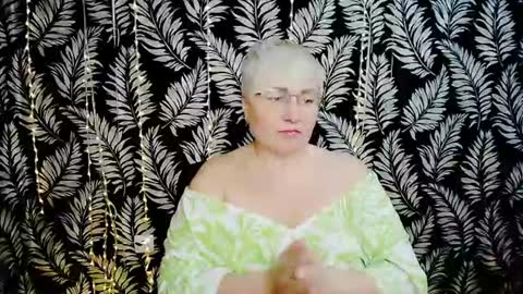 Snapshot of oliviaoskar_ chatting on 8, 6, 2026 Kelly online show from 8, 6, 2026