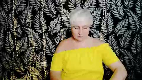 Snapshot of oliviaoskar_ chatting on 10, 7, 2026 Kelly online show from 10, 7, 2026