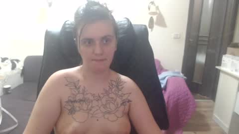 Snapshot of oliviasager chatting on 26, 6, 2026 Mistress Olivia online show from 26, 6, 2026