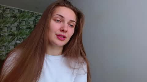 Snapshot of oliviashiny chatting on 22, 4, 2026 Olivia online show from 22, 4, 2026