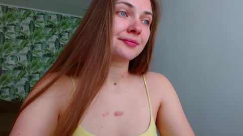 Snapshot of oliviashiny chatting on 24, 5, 2026 Olivia online show from 24, 5, 2026