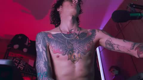     online show from 4, 10, 2025