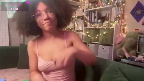 Snapshot of ollythegreat chatting on 16, 3, 2026 olly online show from 16, 3, 2026