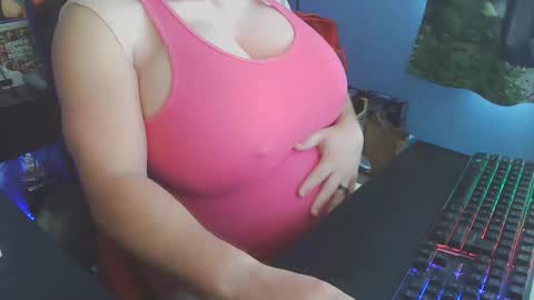 Snapshot of olorlando321 chatting on 4, 3, 2026 Dani Pregna online show from 4, 3, 2026