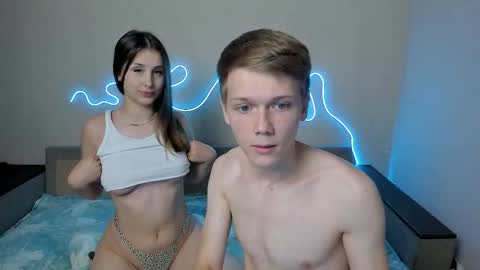 Snapshot of olvr_zoolander chatting on 4, 10, 2025 Oliver and Mira online show from 4, 10, 2025