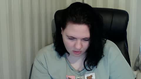 Snapshot of olyaandnetty chatting on 20, 10, 2025 OlyaAndNetty online show from 20, 10, 2025
