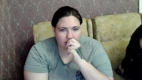 Snapshot of olyaandnetty chatting on 12, 6, 2026 OlyaAndNetty online show from 12, 6, 2026