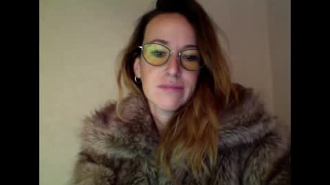 Snapshot of olyra11 chatting on 1, 3, 2026 olyra11 online show from 1, 3, 2026