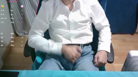 Snapshot of omar87ram chatting on 5, 1, 2025 Omar online show from 5, 1, 2025