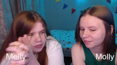 Snapshot of omellyoo chatting on 7, 1, 2025  MellY  online show from 7, 1, 2025