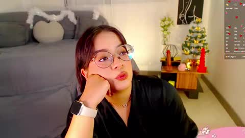 Snapshot of omgzarah chatting on 18, 12, 2024 Zarah 3 online show from 18, 12, 2024