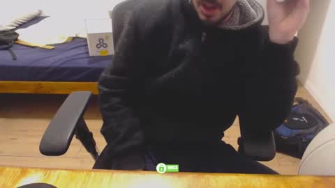 Snapshot of omisoluckyguy chatting on 9, 2, 2025 lucky guy online show from 9, 2, 2025