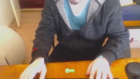 Snapshot of omisoluckyguy chatting on 14, 2, 2025 lucky guy online show from 14, 2, 2025