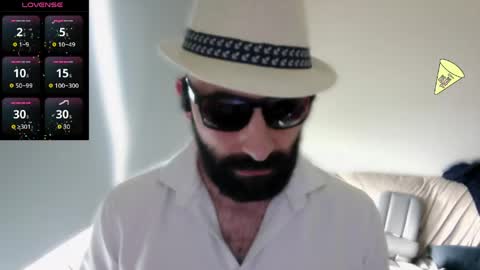 Snapshot of ona_nisme chatting on 6, 5, 2026 ona nisme online show from 6, 5, 2026