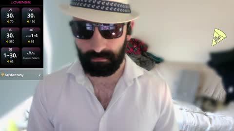 Snapshot of ona_nisme chatting on 12, 5, 2026 ona nisme online show from 12, 5, 2026