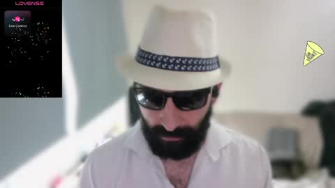 Snapshot of ona_nisme chatting on 20, 5, 2026 ona nisme online show from 20, 5, 2026