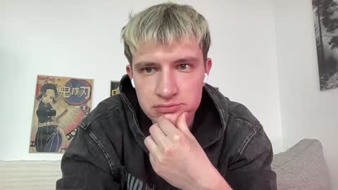 couple Lu sexy chick in middle and Jimmyblonde our friend Brianglasses online show from 8, 3, 2025