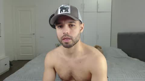 onebestlover online show from 12, 3, 2025