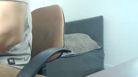 Snapshot of onebestlover chatting on 3, 4, 2026 onebestlover online show from 3, 4, 2026