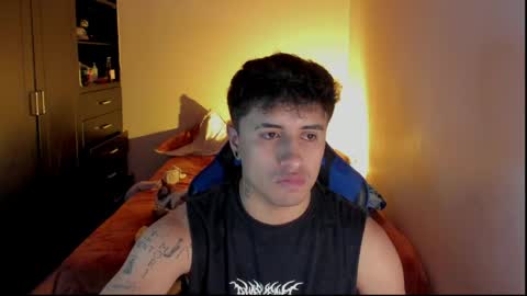 Snapshot of onemore_cum chatting on 28, 4, 2026 YIN MIGUEL online show from 28, 4, 2026