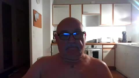 Snapshot of onemoretimebis chatting on 13, 6, 2026 Onemoretimebis online show from 13, 6, 2026