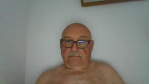 Snapshot of onemoretimebis chatting on 10, 8, 2026 Onemoretimebis online show from 10, 8, 2026