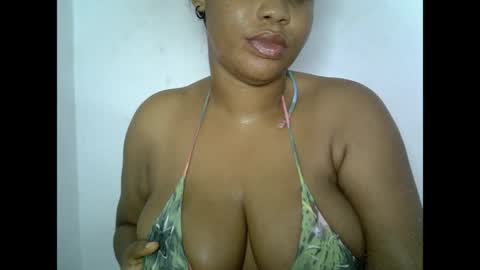 Snapshot of oneofdbestchubbygaloncb chatting on 1, 5, 2026 oneofdbestchubbygaloncb online show from 1, 5, 2026