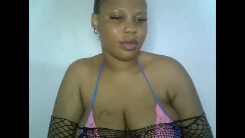 Snapshot of oneofdbestchubbygaloncb chatting on 12, 5, 2026 oneofdbestchubbygaloncb online show from 12, 5, 2026