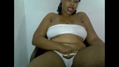 Snapshot of oneofdbestchubbygaloncb chatting on 15, 6, 2026 oneofdbestchubbygaloncb online show from 15, 6, 2026
