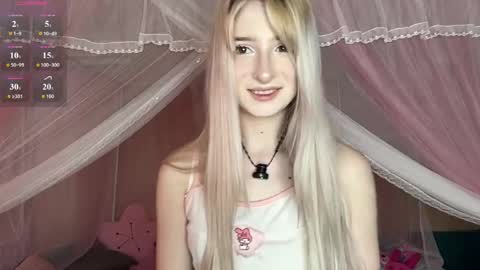 Snapshot of onlyeva1 chatting on 6, 6, 2026 Eva online show from 6, 6, 2026
