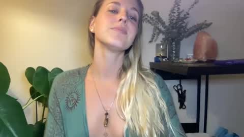 Snapshot of onyx_unleashed chatting on 3, 12, 2024 onyx_unleashed online show from 3, 12, 2024