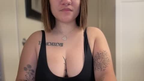 Miss Girly online show from 18, 4, 2026