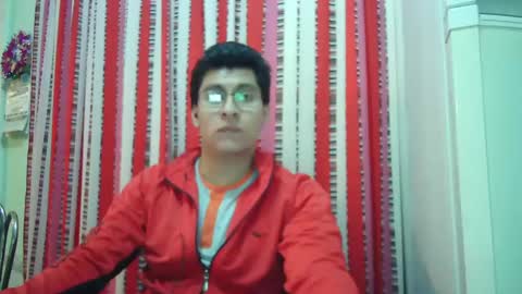 oomaurooo online show from 18, 12, 2024